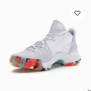 White Under Armour Curry 5